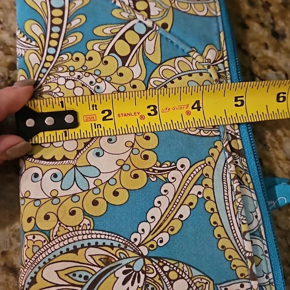 Vera Bradley excellent condition large clutch walletfold - Picture 6 of 6